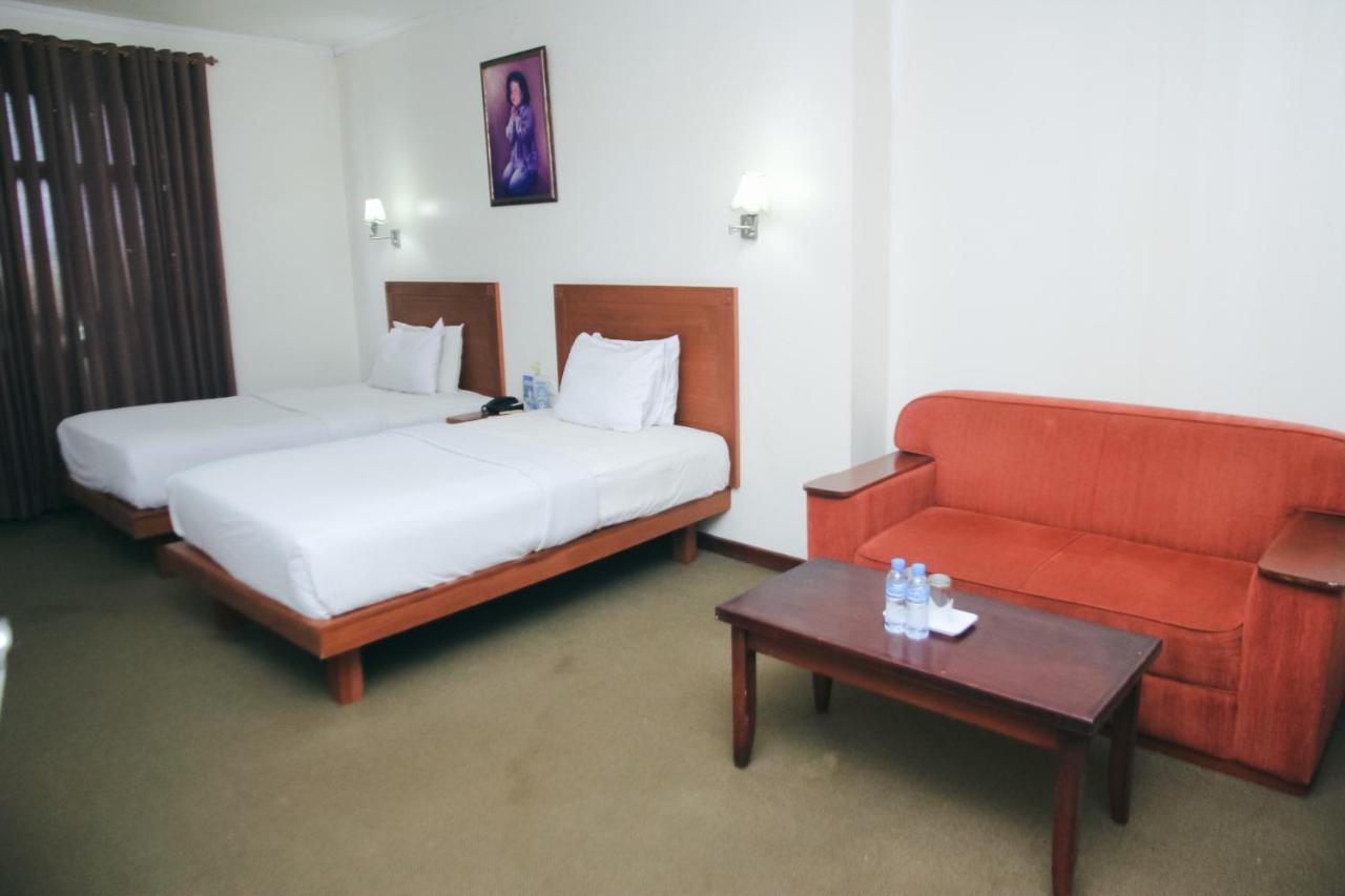 Hotel Bumi Asih Padangsidimpuan Batubelubang المظهر الخارجي الصورة