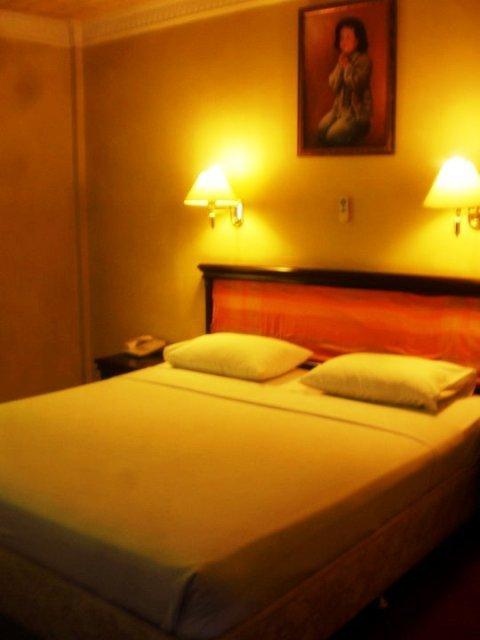 Hotel Bumi Asih Padangsidimpuan Batubelubang الغرفة الصورة
